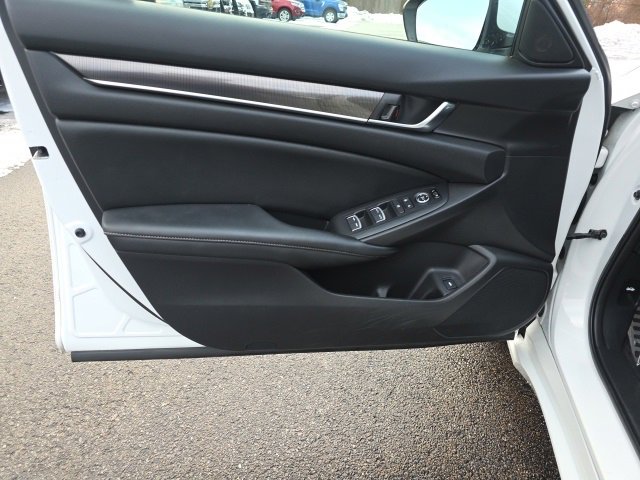 Used 2019 Honda Accord Sport image 18