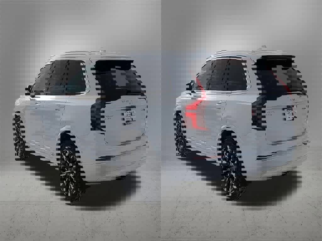 Certified 2026 Volvo XC90 B6 Plus w/ Protection Package Premier image 4