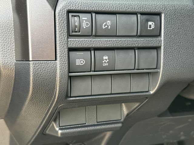 Used 2025 Toyota 4Runner SR5 AWD/4WD image 22