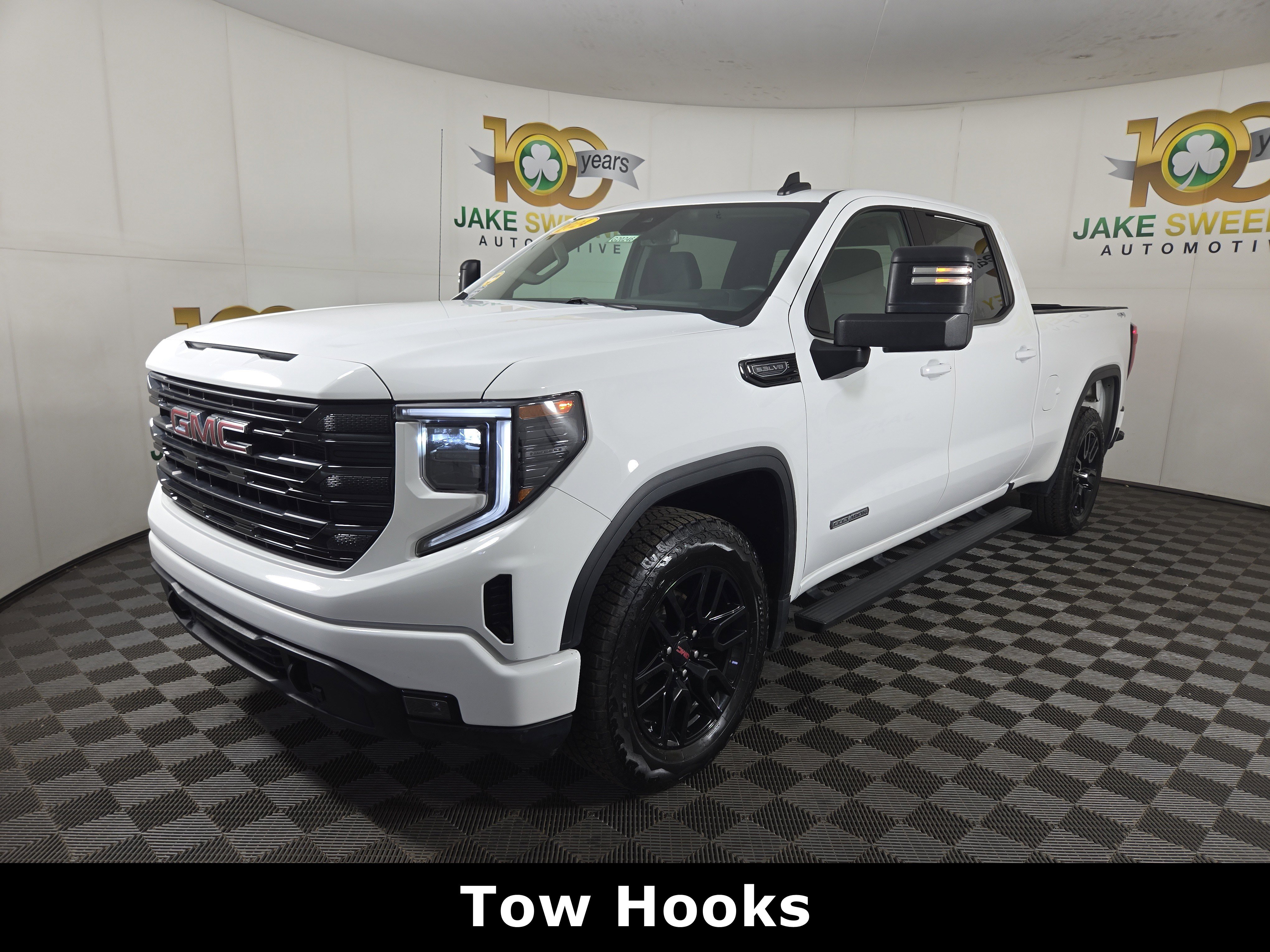 Certified 2024 GMC Sierra 1500 Elevation w/ Max Trailering Package AWD/4WD image 3