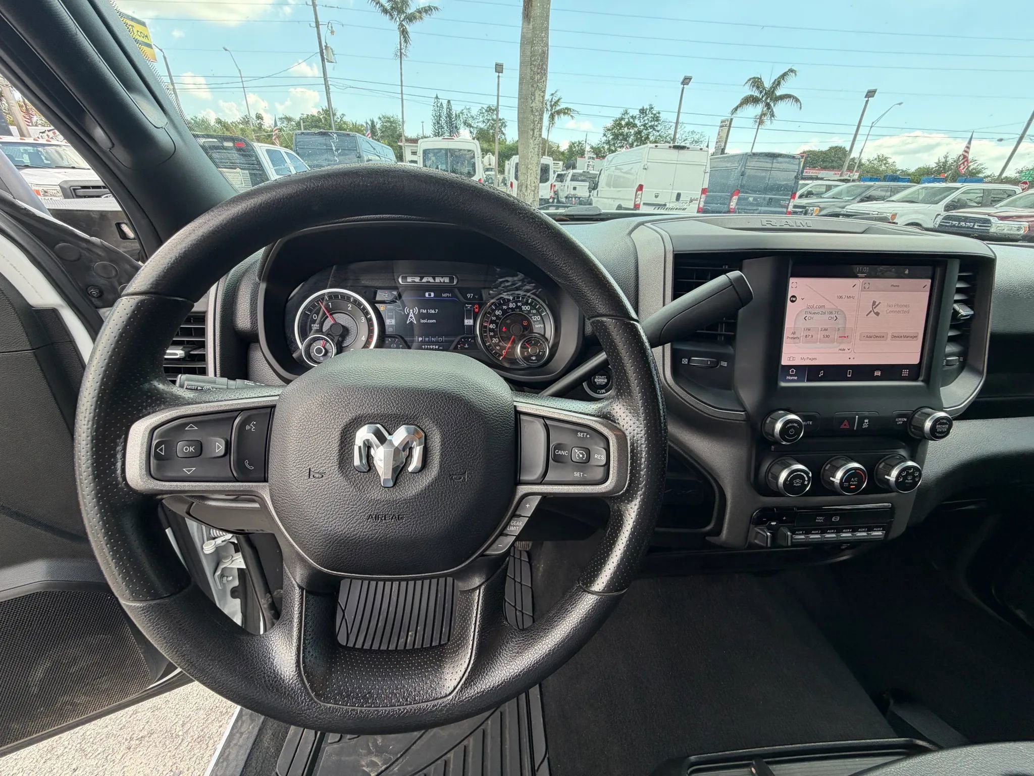 Used 2023 RAM 2500 Tradesman AWD/4WD image 11
