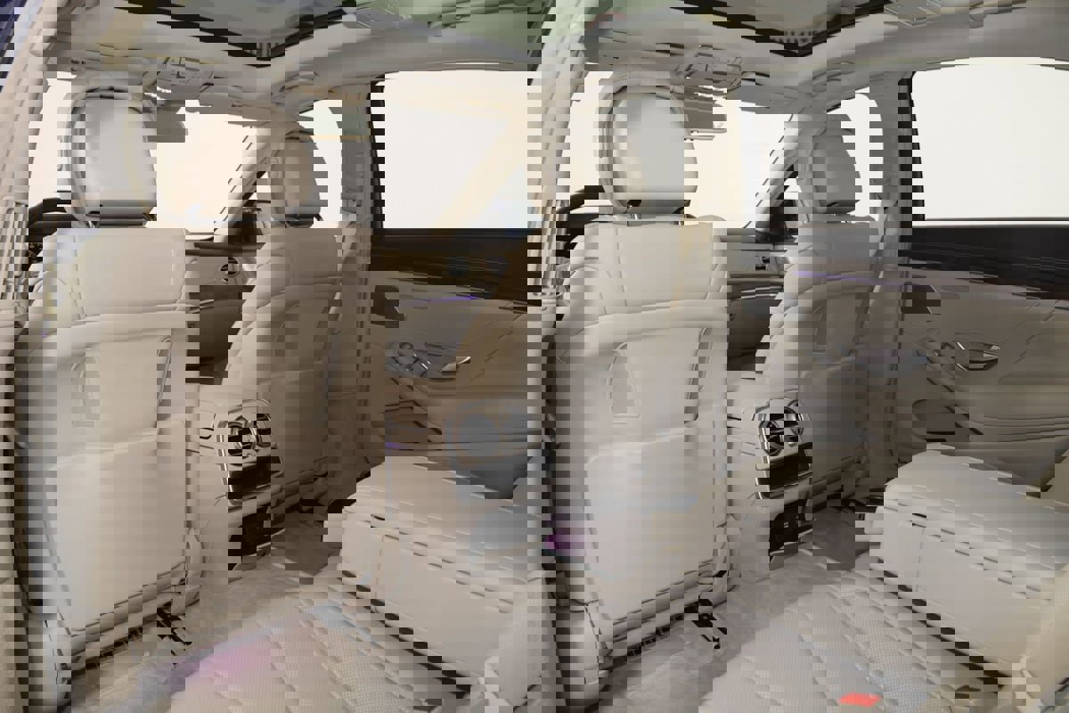 Used 2015 Mercedes-Benz S 550 4MATIC Sedan image 74