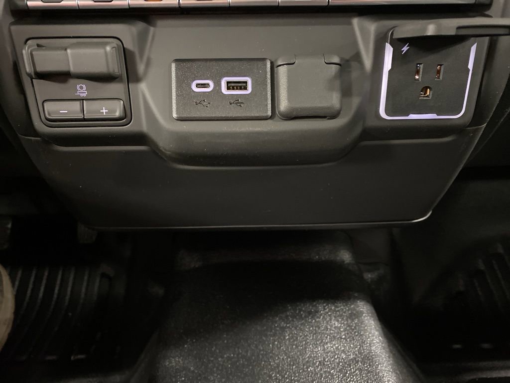 New 2026 Chevrolet Silverado 3500 W/T w/ WT/CX Safety Package AWD/4WD image 30