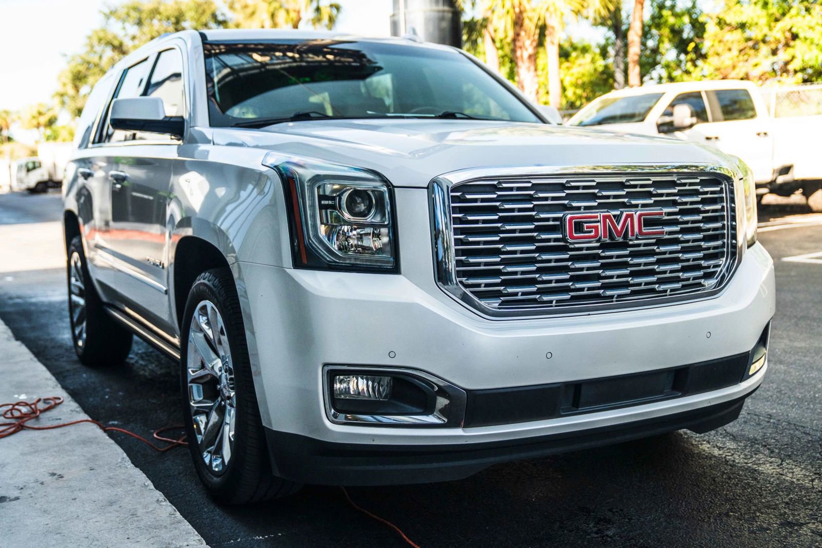 Used 2018 GMC Yukon Denali w/ Open Road Package RWD image 5