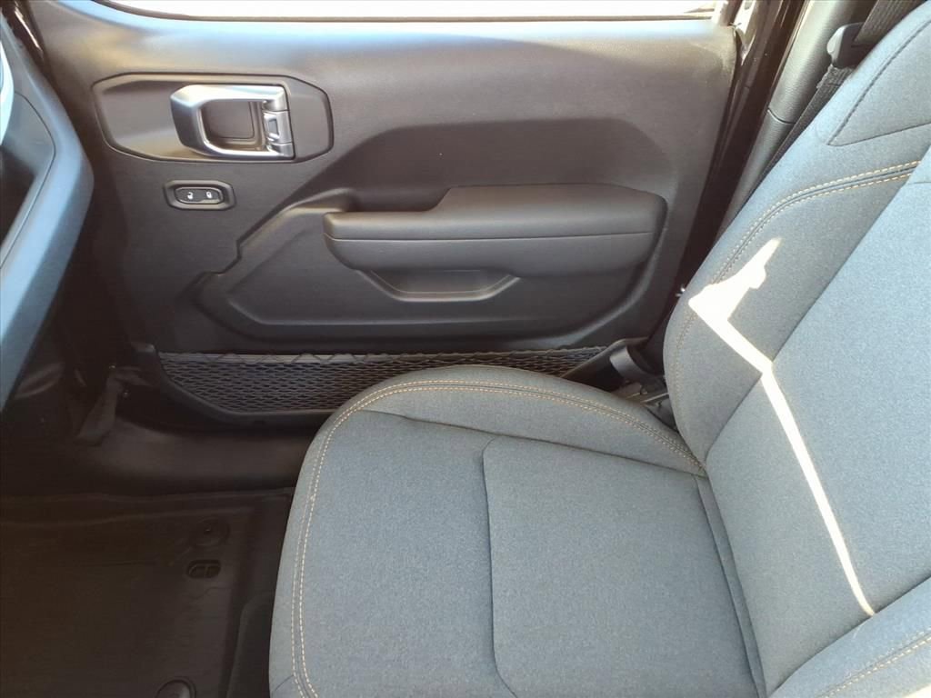 New 2026 Jeep Gladiator Sport image 30