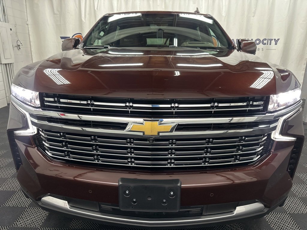 Used 2023 Chevrolet Suburban High Country image 4