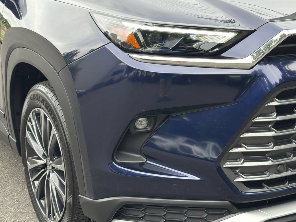 Used 2025 Toyota Grand Highlander AWD Hybrid image 11