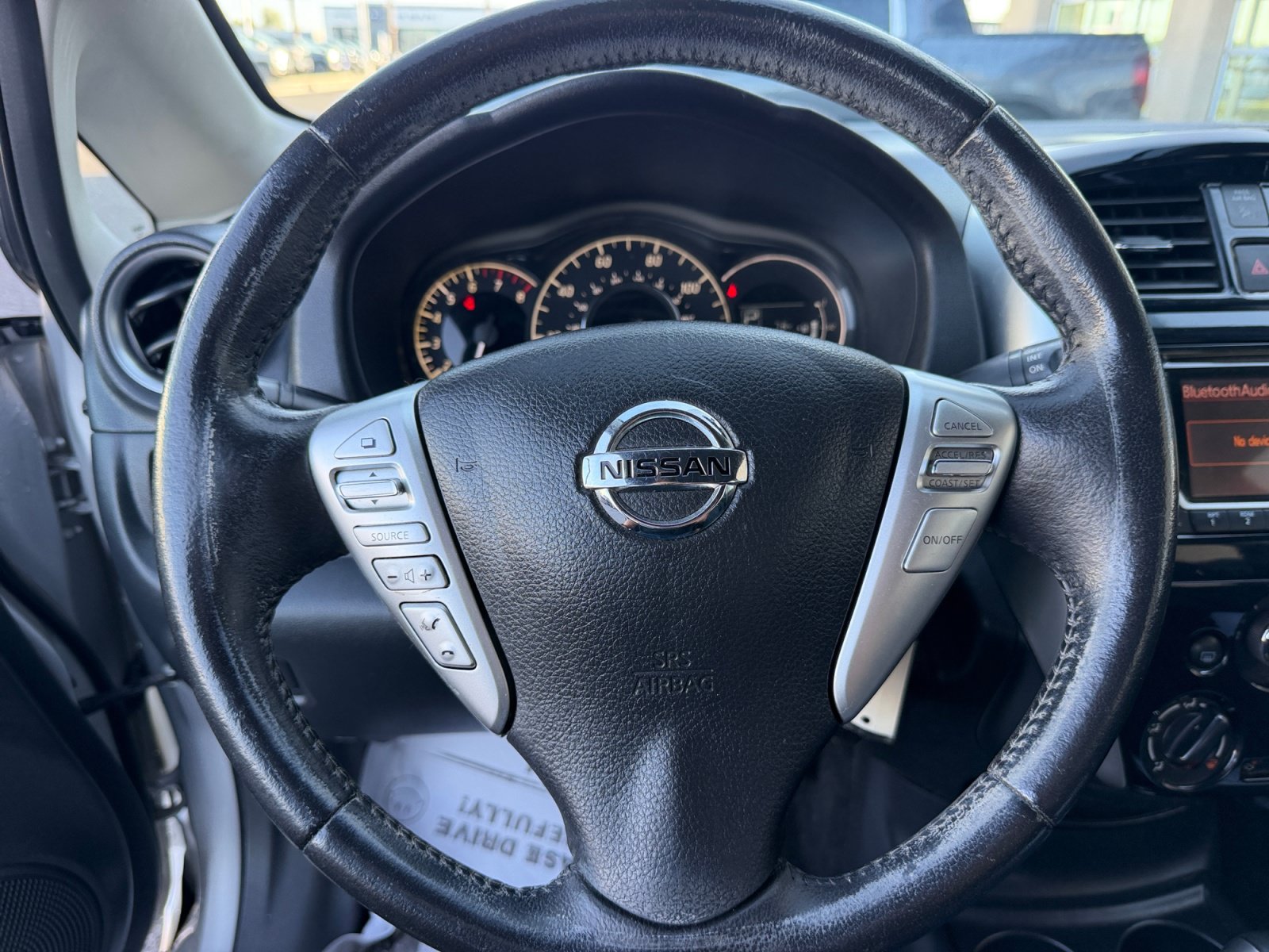 Used 2016 Nissan Versa Note SV FWD image 9