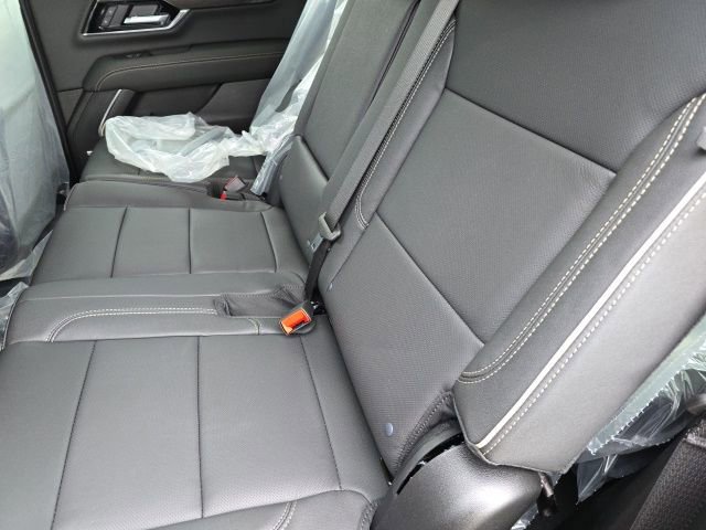 New 2026 GMC Yukon Elevation image 5