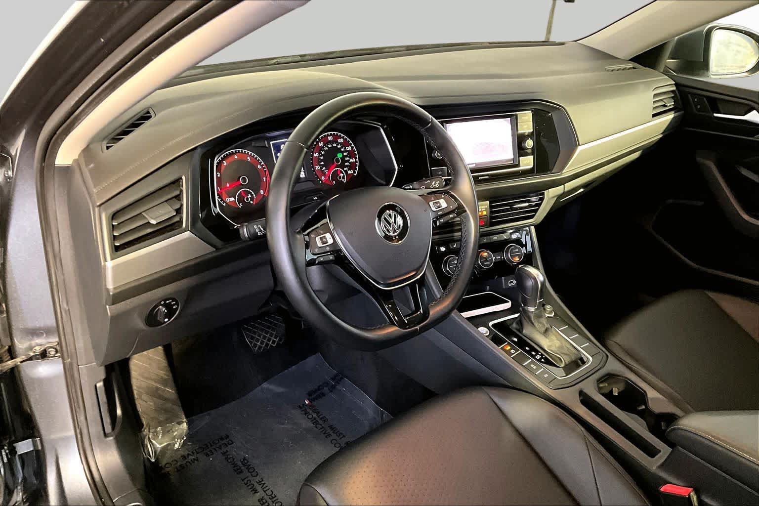Used 2019 Volkswagen Jetta SE FWD image 18