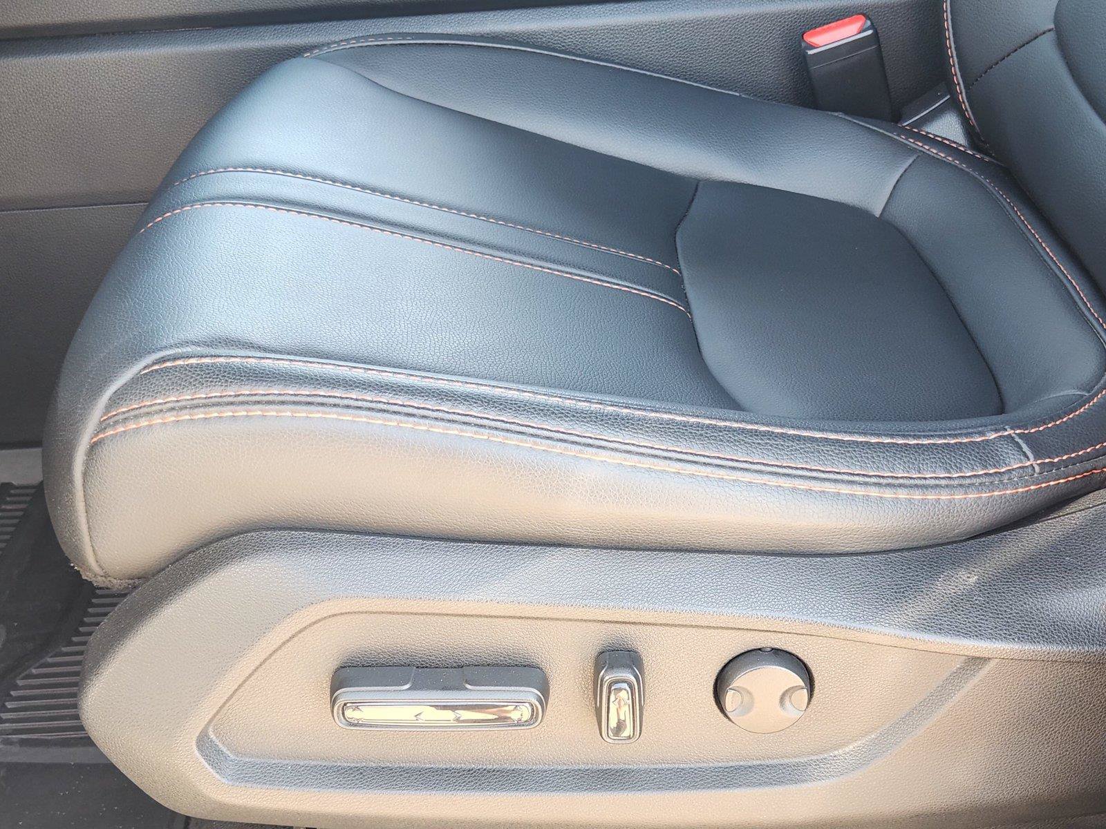 Used 2025 Honda Pilot TrailSport image 18