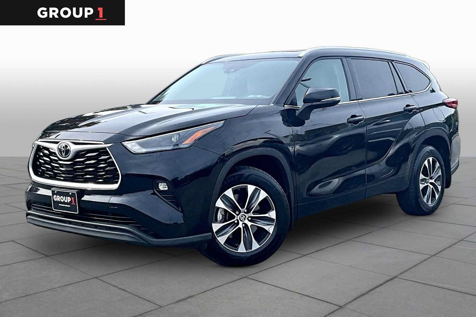 Used 2022 Toyota Highlander XLE