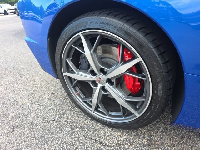 Used 2022 Chevrolet Corvette Stingray Preferred Cpe w/ Z51 Performance Package RWD image 12
