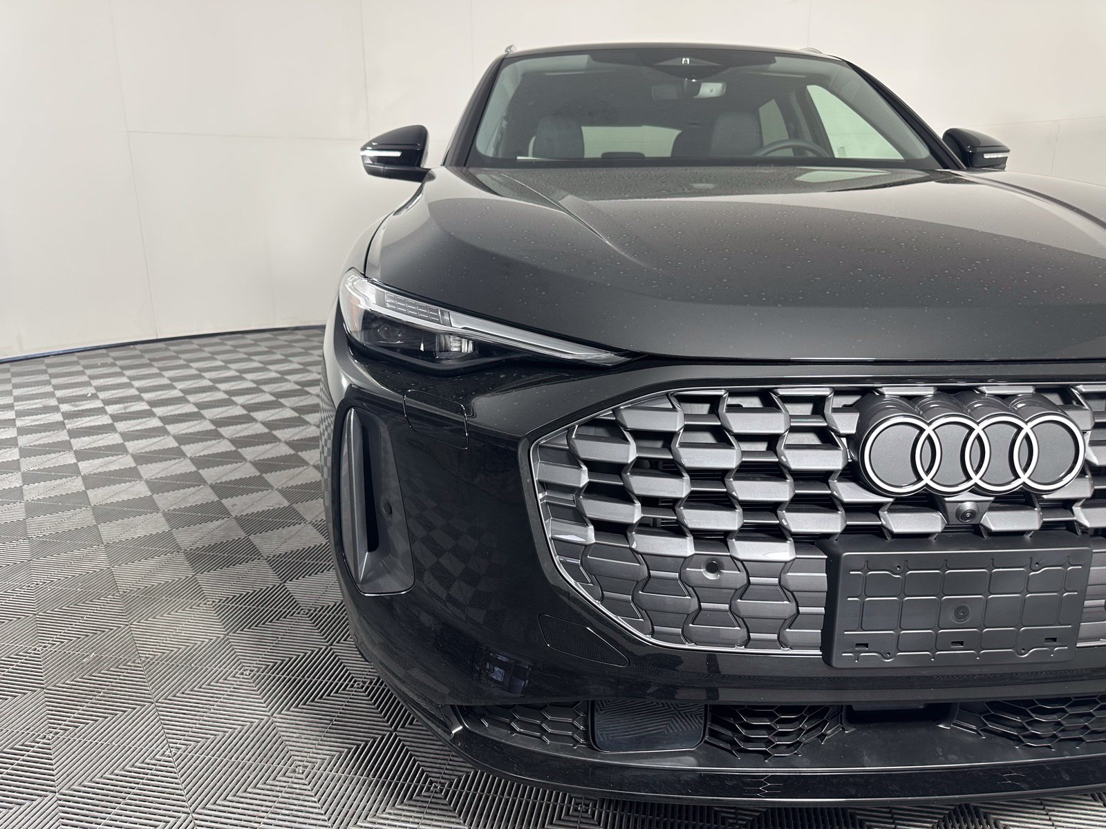 Certified 2025 Audi Q5 Premium w/ Premium Plus AWD/4WD image 4