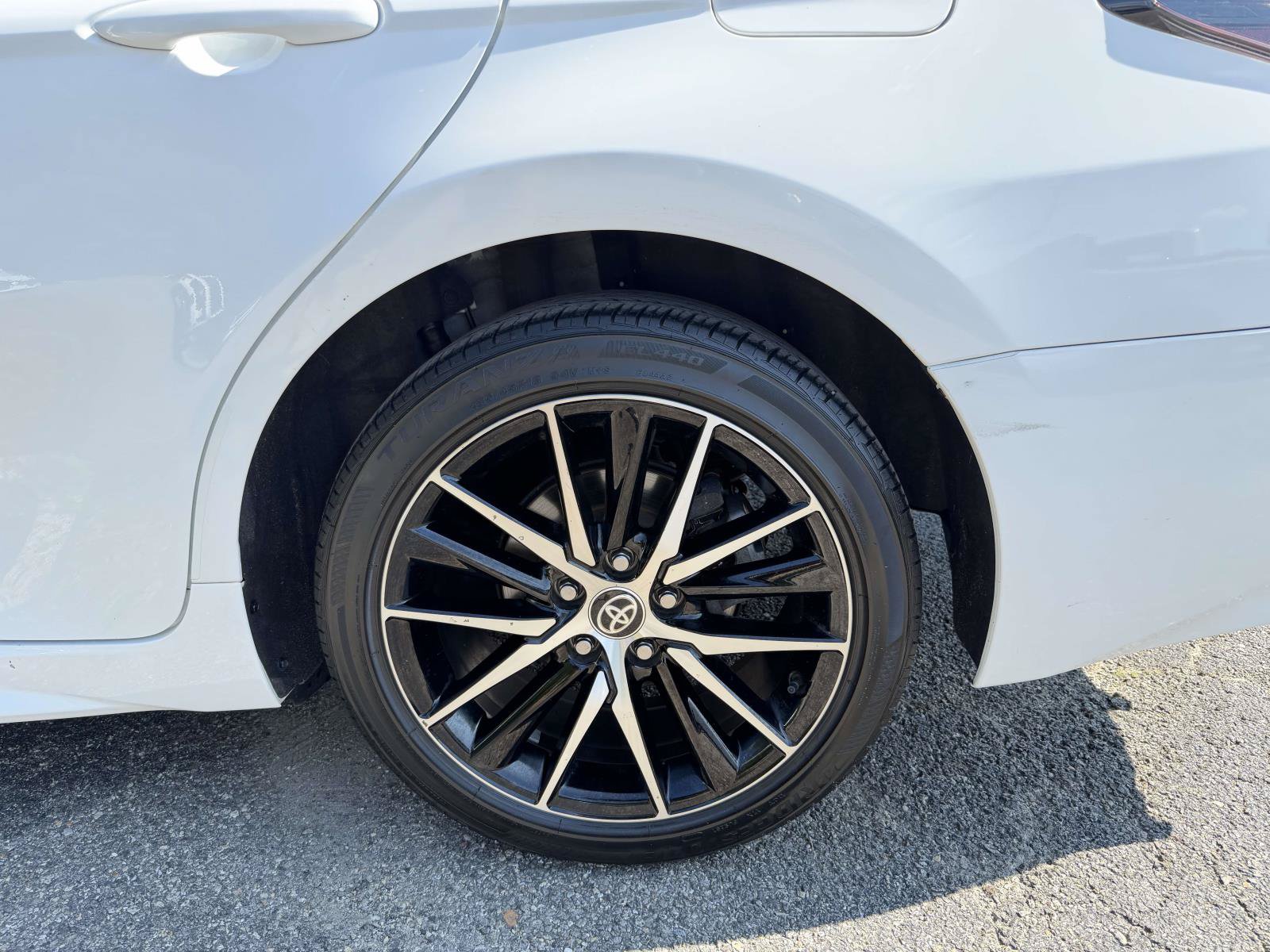Used 2024 Toyota Camry SE FWD image 33