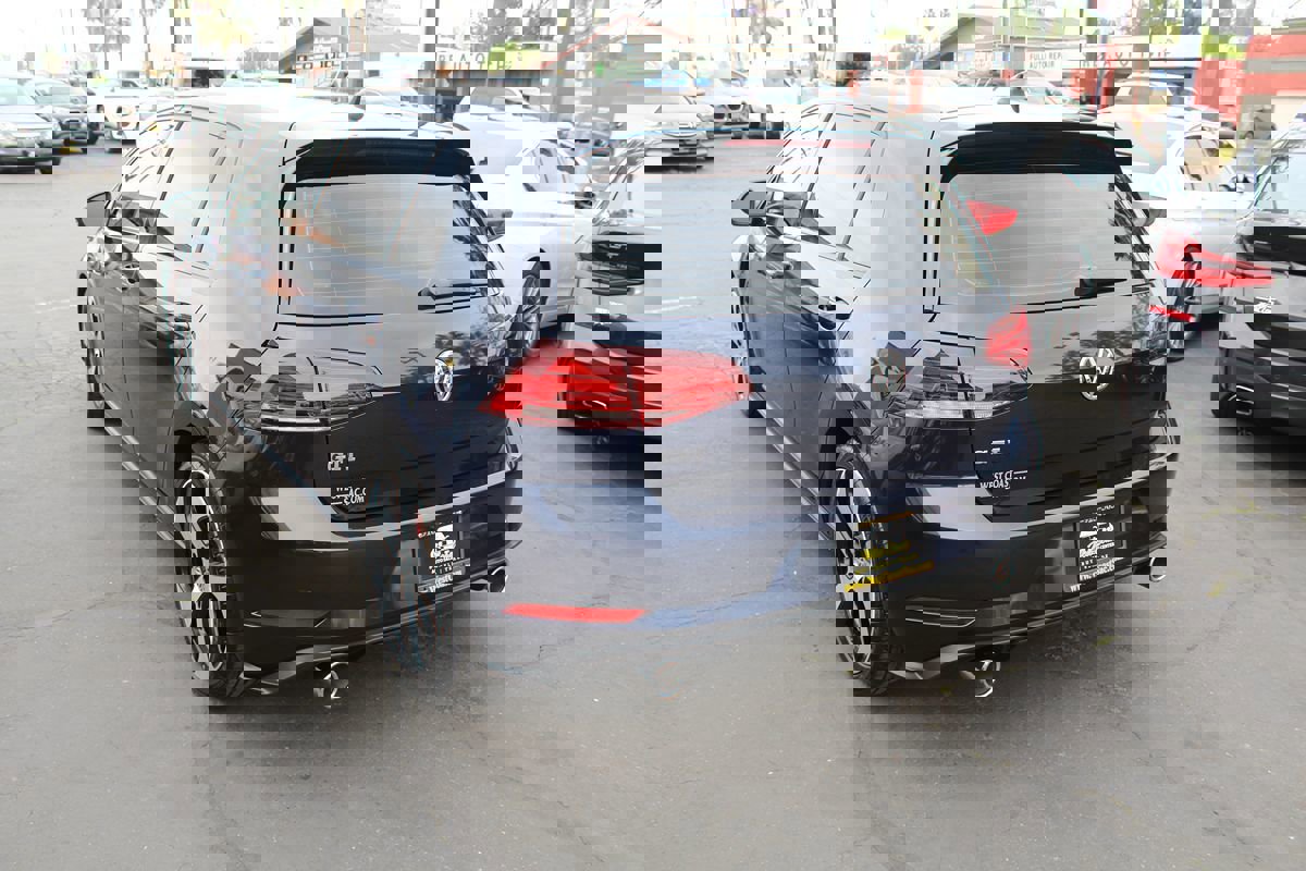 Used 2018 Volkswagen GTI S image 5