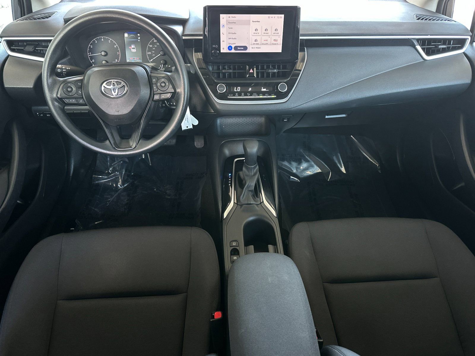 Used 2024 Toyota Corolla LE FWD image 12