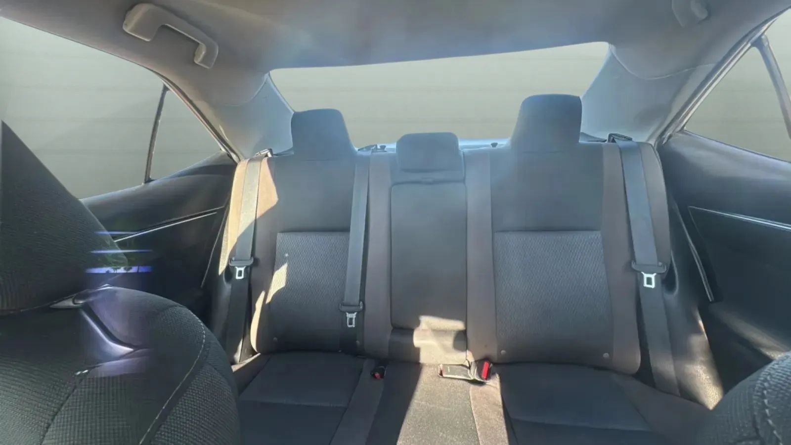 Used 2019 Toyota Corolla LE FWD image 21