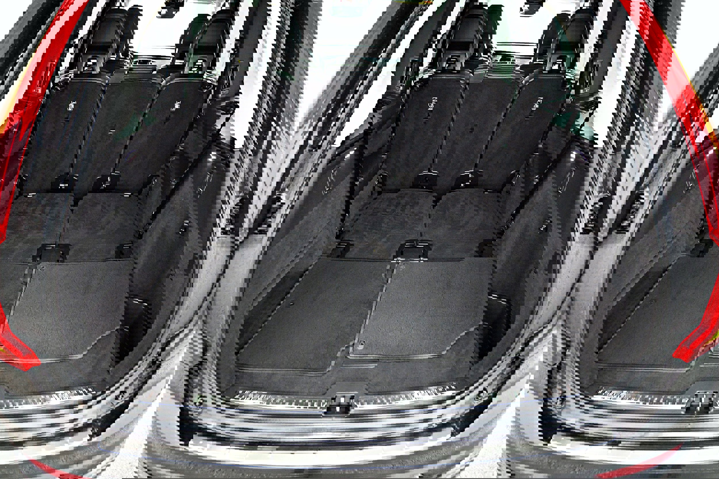 Used 2020 Volvo XC90 T6 Momentum image 34