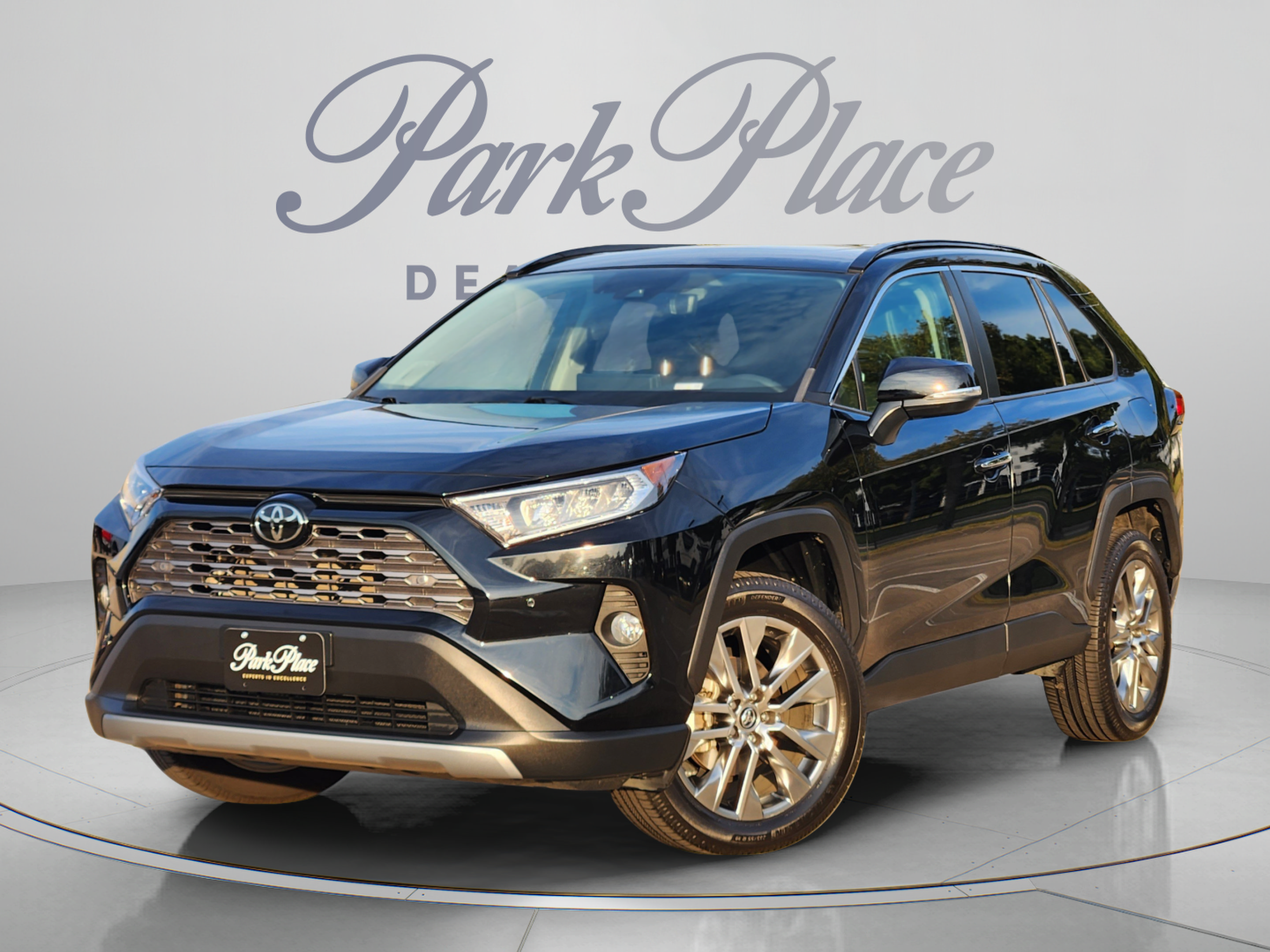 Used 2019 Toyota RAV4 Limited w/ Cold Weather Package