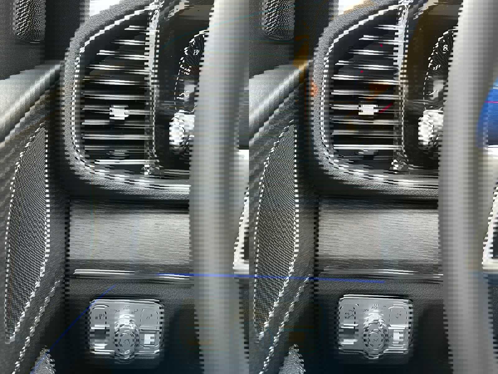 New 2026 Mercedes-Benz GLE 450 4MATIC image 32