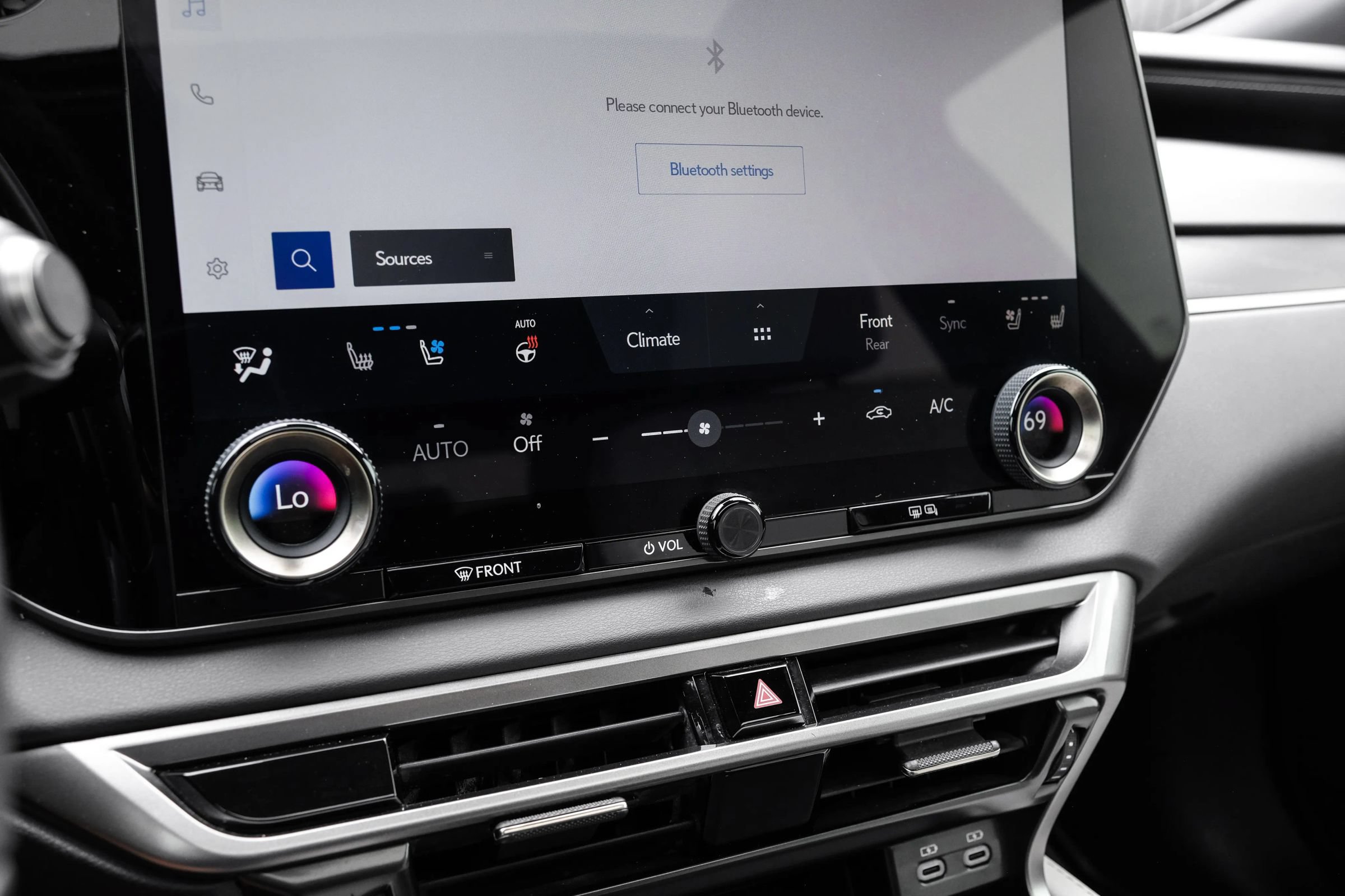 Used 2023 Lexus RX 350 Premium w/ Accessory Package FWD image 30