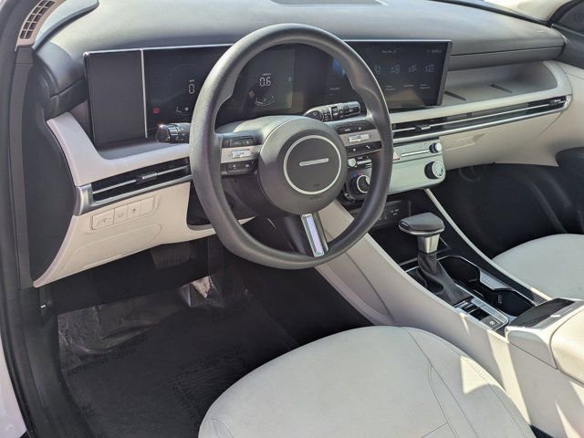 Used 2025 Hyundai Tucson SEL image 17