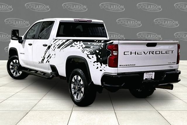 Used 2022 Chevrolet Silverado 2500 Custom w/ Custom Value Package AWD/4WD image 5
