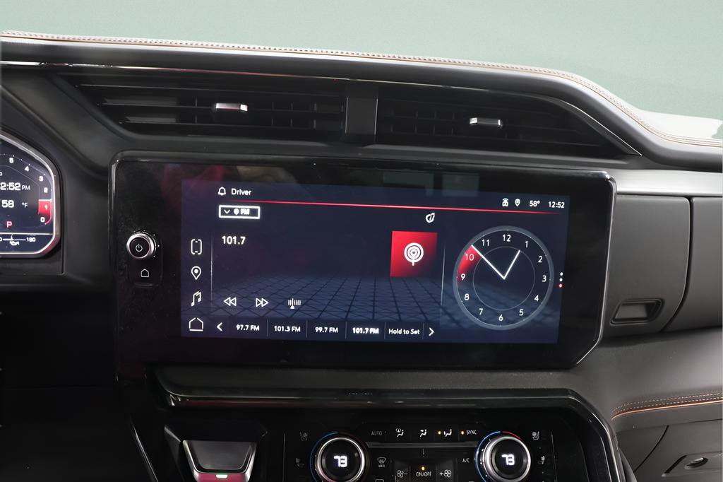 Used 2024 GMC Sierra 1500 AT4 w/ AT4 Preferred Package image 11