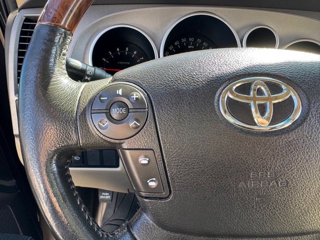 Used 2010 Toyota Sequoia Platinum image 17