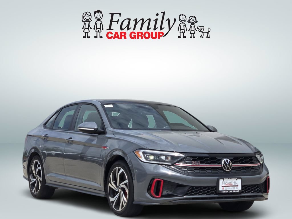 Used 2024 Volkswagen Jetta GLI Autobahn FWD image 2