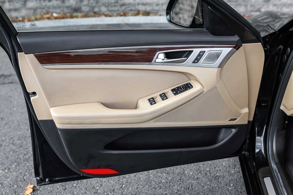 Used 2018 Genesis G80 3.8 w/ Option Group 02 image 21