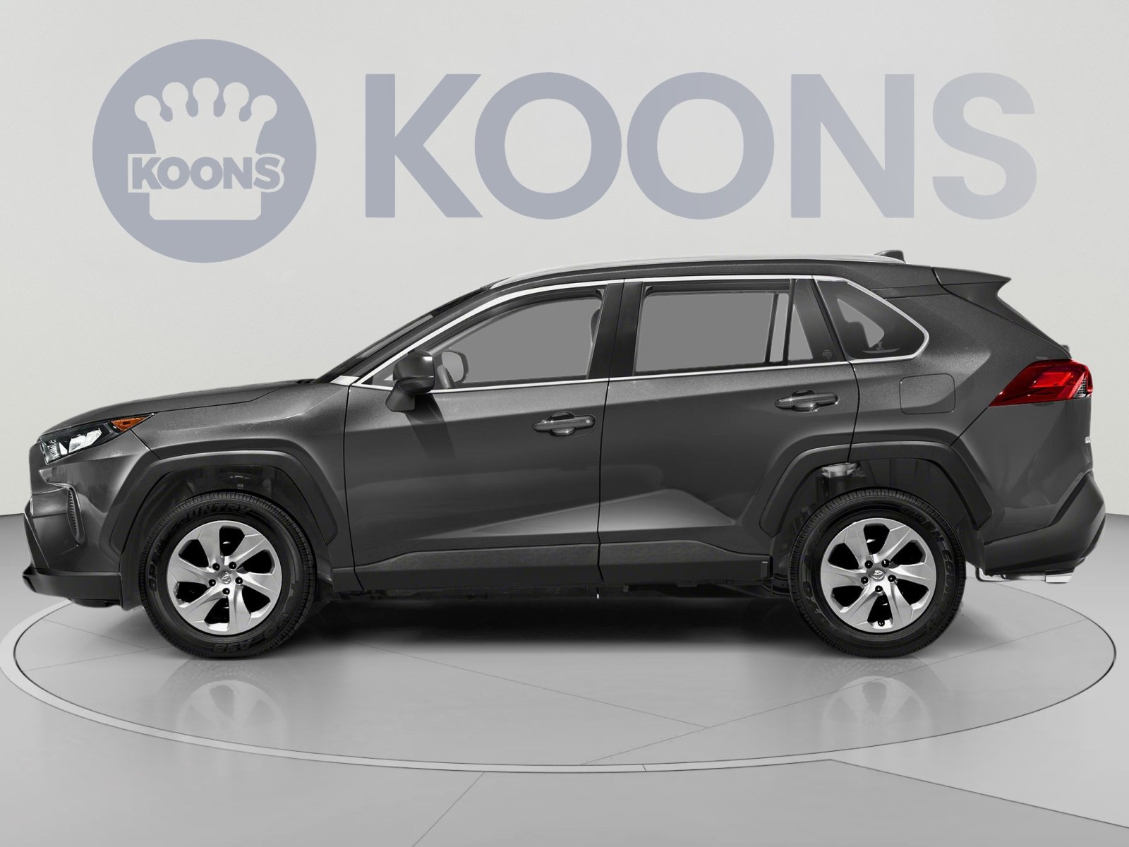 Used 2021 Toyota RAV4 LE FWD image 4