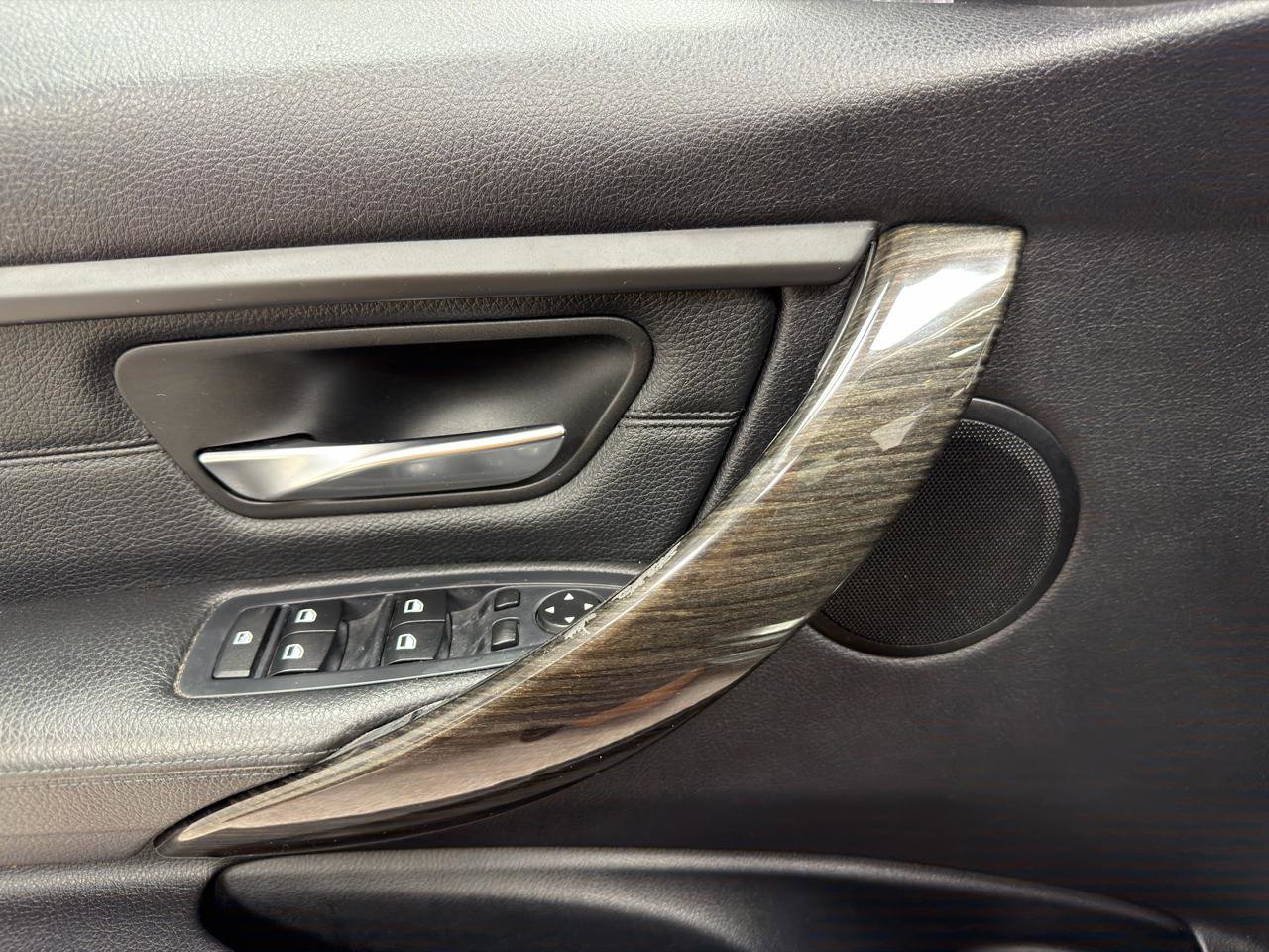 Used 2014 BMW 328i xDrive Sedan AWD/4WD image 15