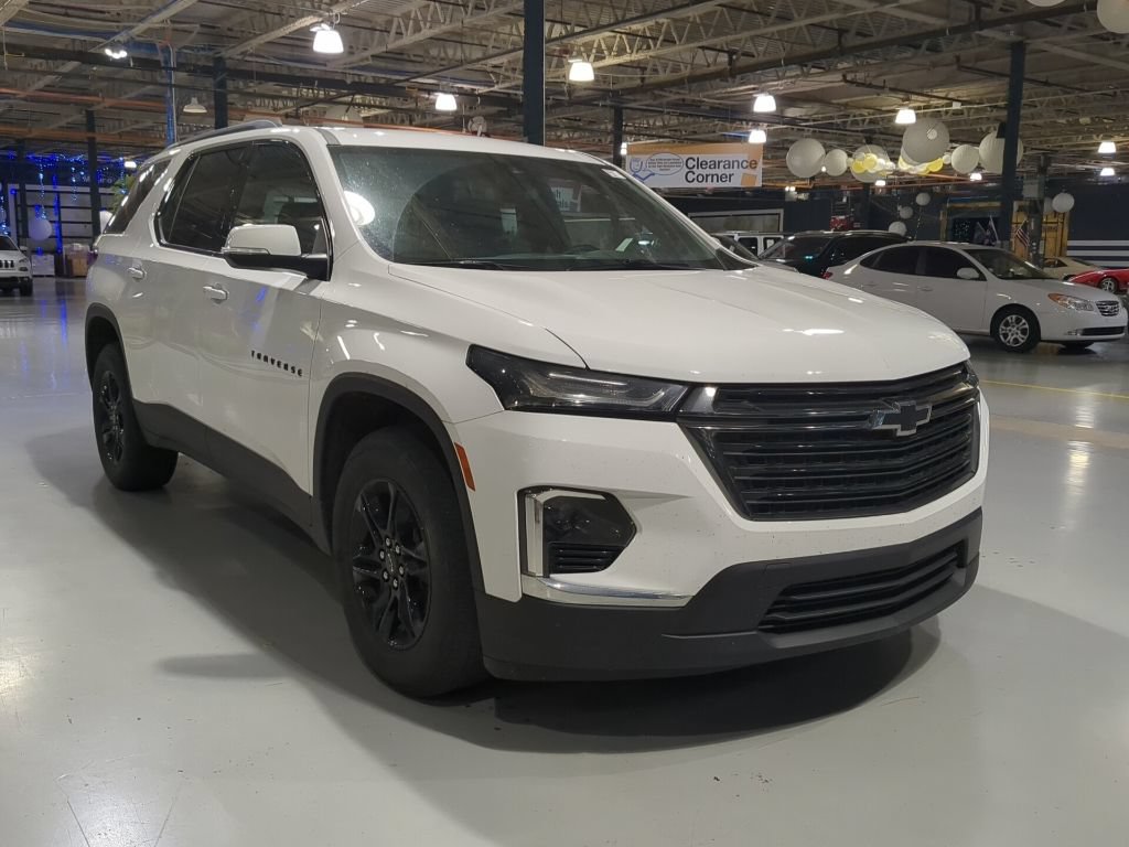 Used 2023 Chevrolet Traverse LT FWD image 5