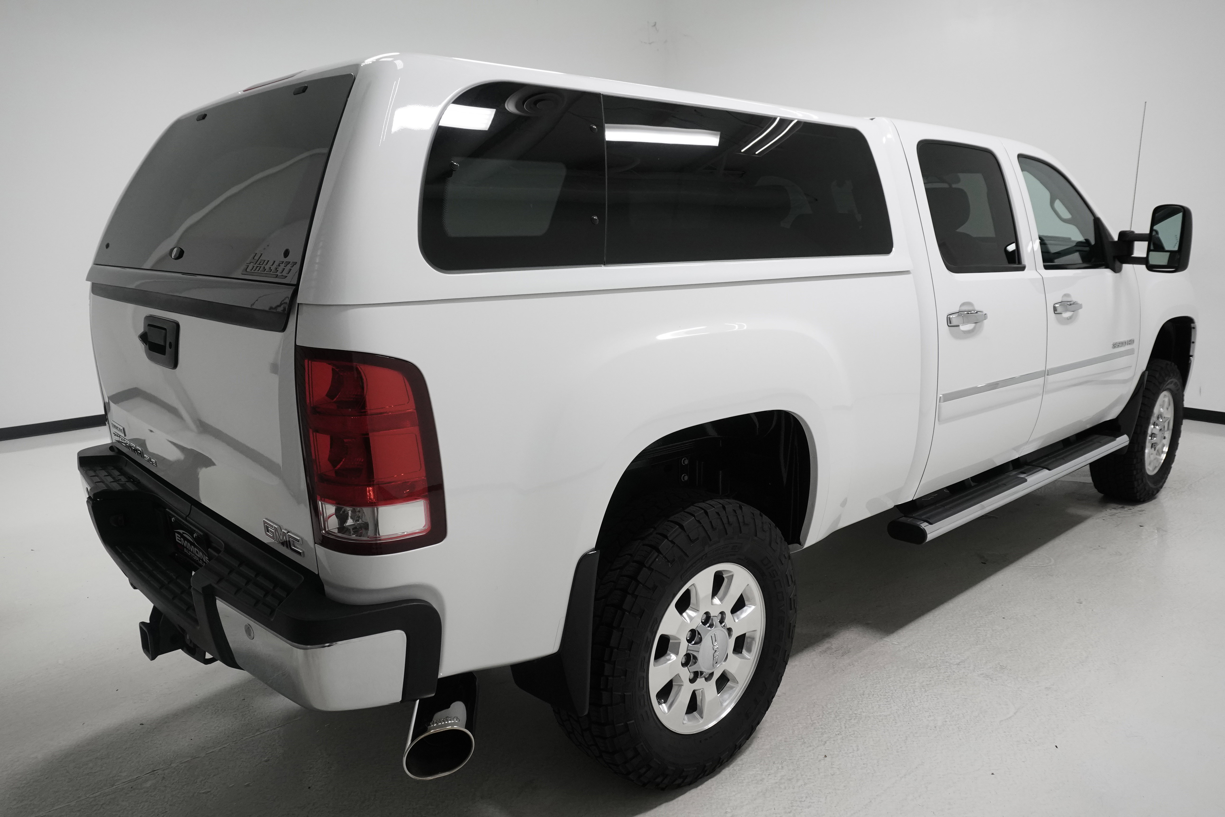Used 2012 GMC Sierra 3500 SLE w/ HD SLE Premium Package image 4
