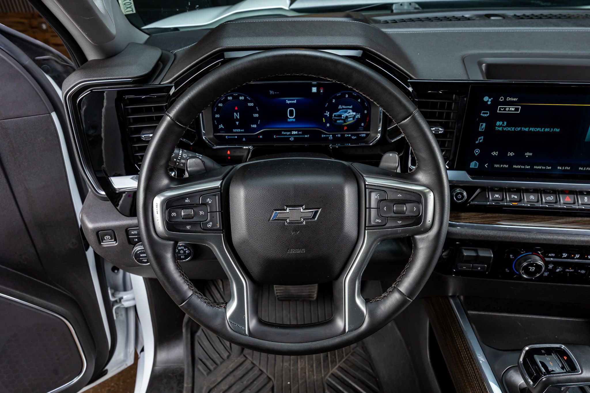 Used 2023 Chevrolet Silverado 1500 LT Trail Boss w/ LT Trail Boss Premium Package image 19