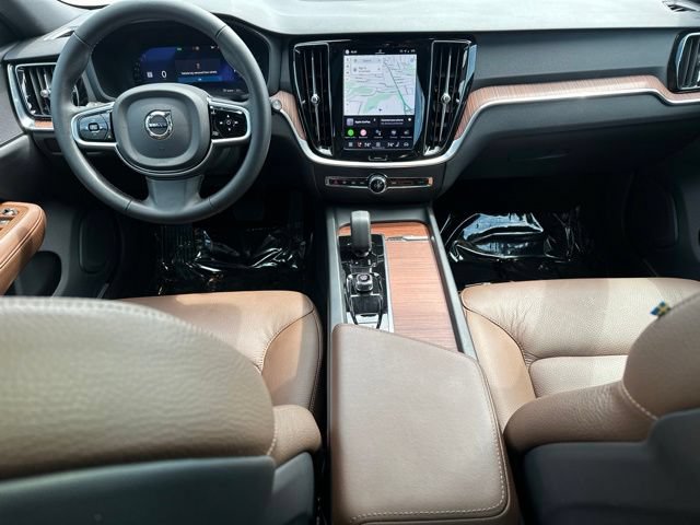 Certified 2025 Volvo V60 B5 Cross Country Plus AWD/4WD image 16