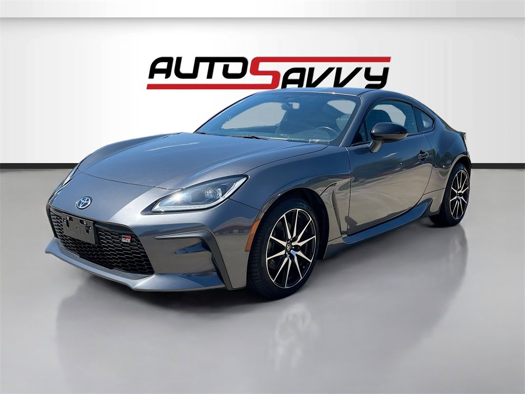 Used 2022 Toyota GR86 w/ ALL Weather Mat Package (TMS) image 3