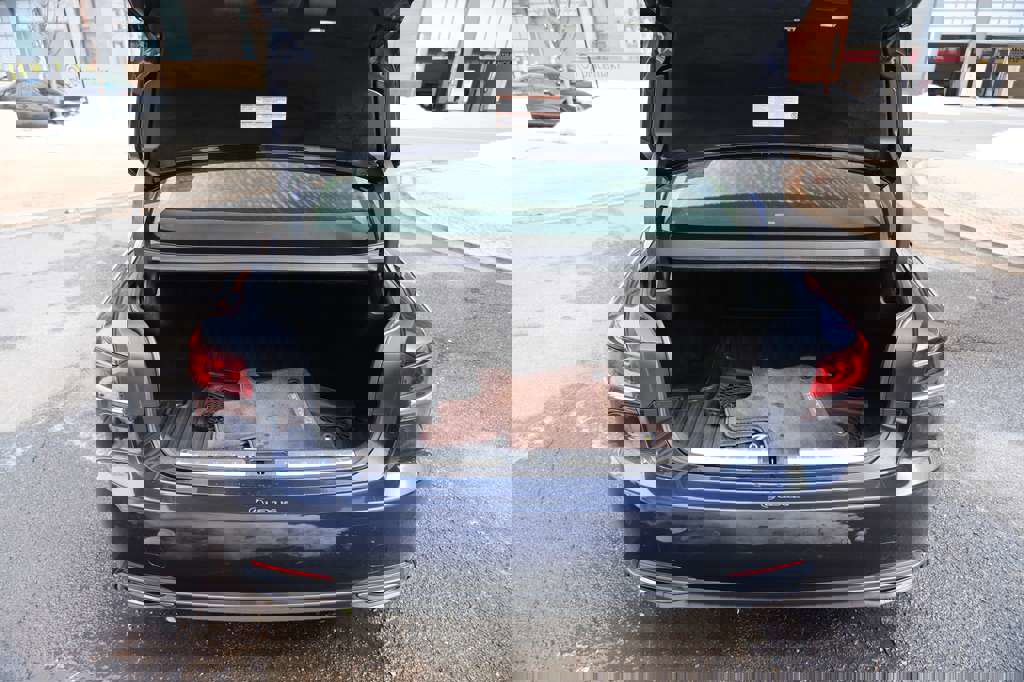 Used 2018 Lexus LS 500 AWD w/ Luxury Package image 10