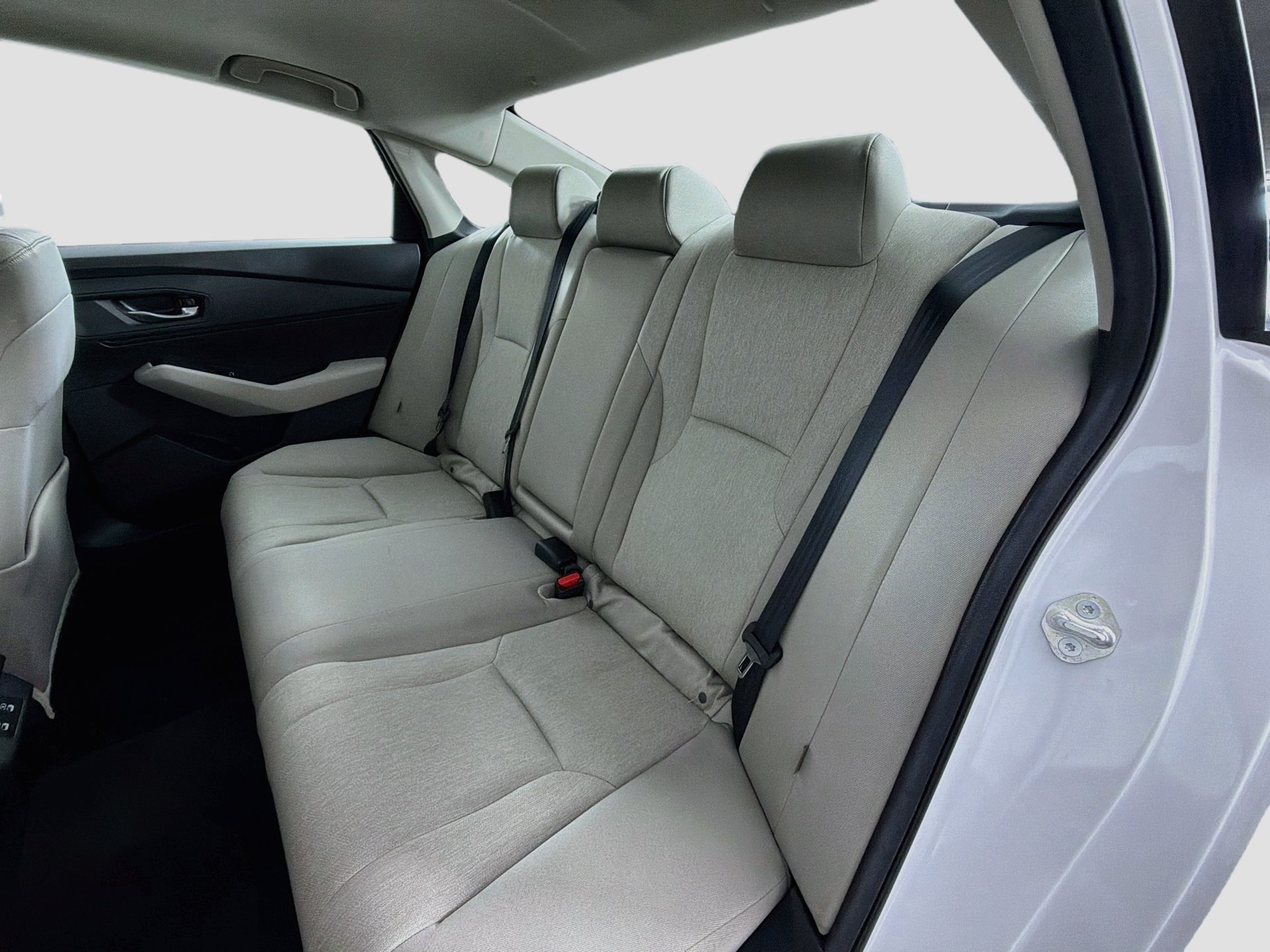 Used 2025 Honda Accord SE image 19