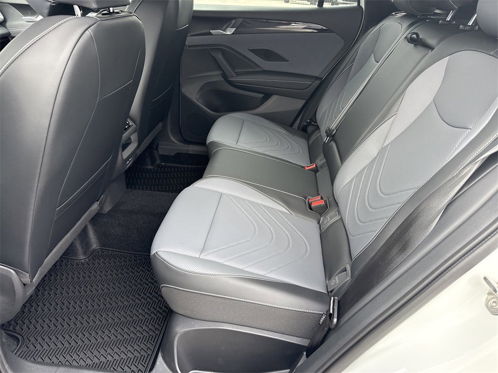 New 2026 Volkswagen Tiguan SE R-Line image 23