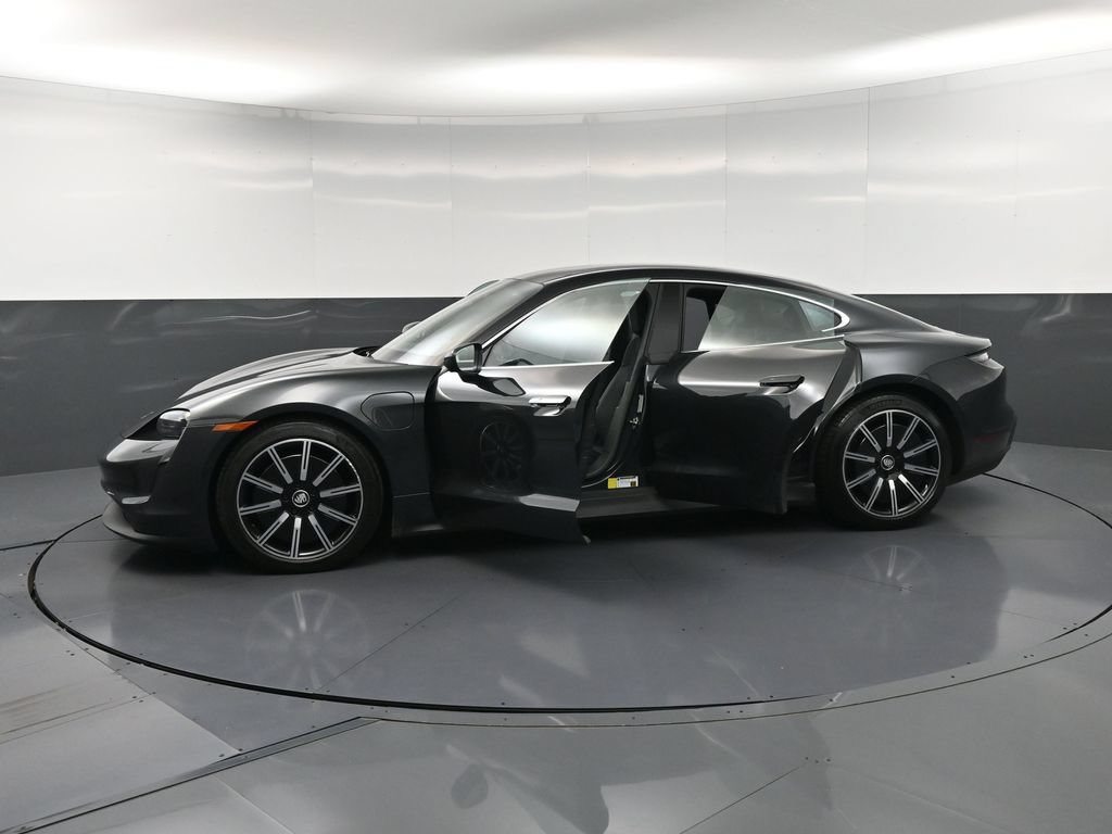 Certified 2023 Porsche Taycan 4S AWD/4WD image 36
