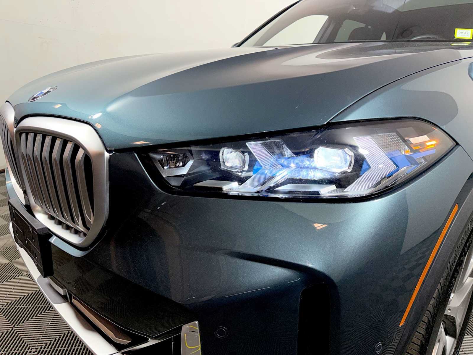 Used 2024 BMW X5 xDrive40i w/ Premium Package AWD/4WD image 26