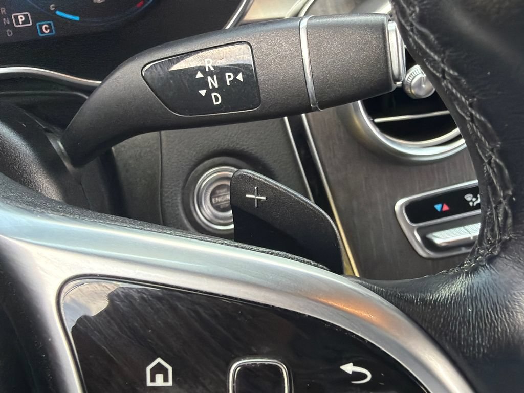 Used 2022 Mercedes-Benz GLC 300 4MATIC w/ Premium Package Lite image 27