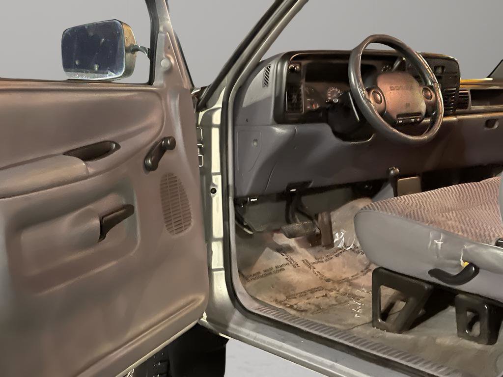 Used 1997 Dodge Ram 1500 Truck Laramie image 34
