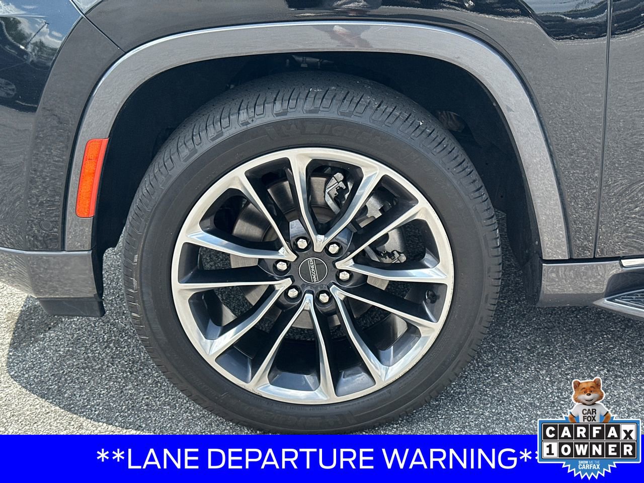 Used 2022 Jeep Wagoneer Series II w/ Premium Group I AWD/4WD image 11