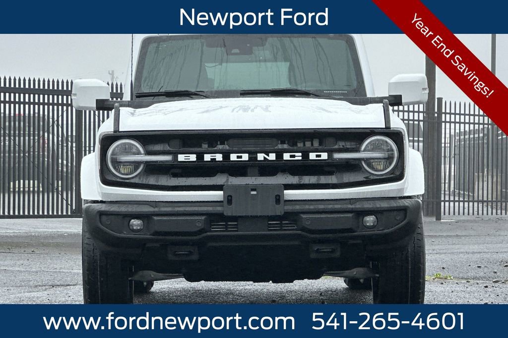 New 2025 Ford Bronco Outer Banks image 9