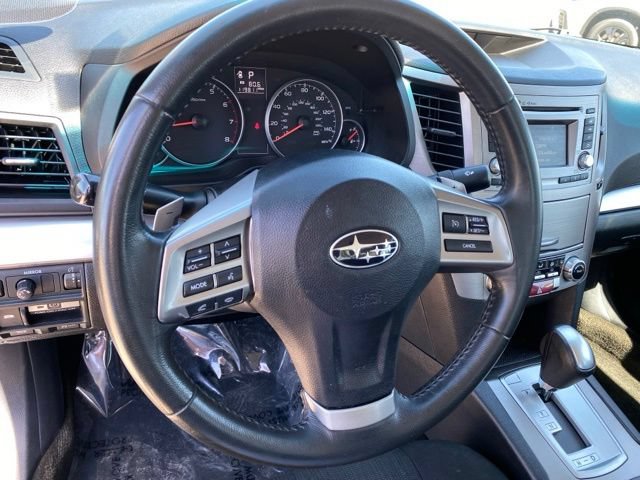 Used 2014 Subaru Legacy 2.5i Premium w/ Moonroof Package AWD/4WD image 12