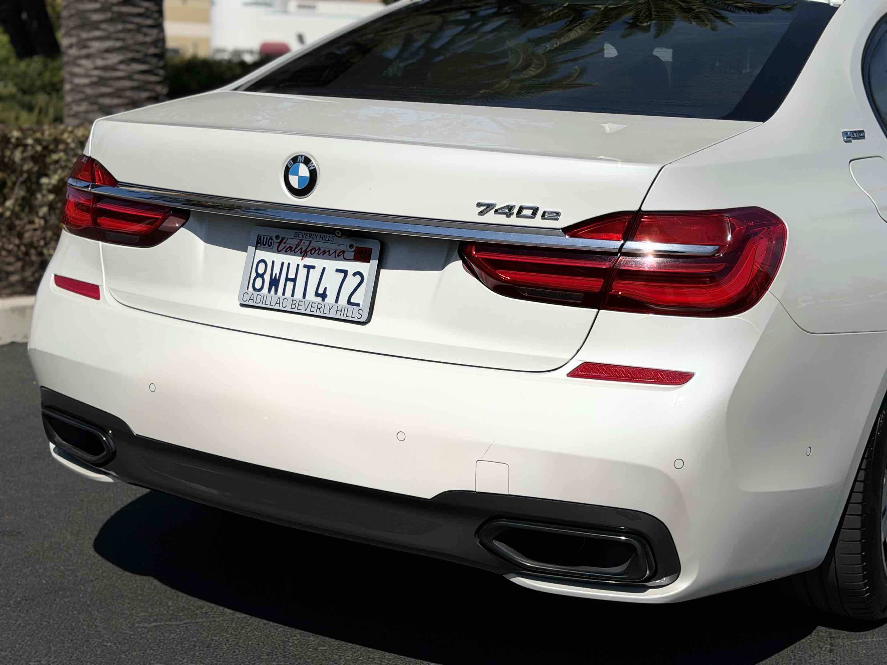 Used 2018 BMW 740e xDrive AWD/4WD image 36